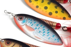 Fox Rage Ultra UV Spinner Roach 26g Size 6 -Tackle Totaal Verkoopwinkel 68a4f9cfb8546568