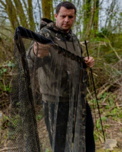 Fox Camo Landing Net Mesh 42" -Tackle Totaal Verkoopwinkel a8661643623dbcd9