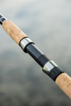 Ultimate Recruit Feeder 330 Cork -Tackle Totaal Verkoopwinkel e1bed7779f720fb2