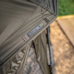 AVID HQ Dual Layer Brolly System -Tackle Totaal Verkoopwinkel fcb622e1a628469b